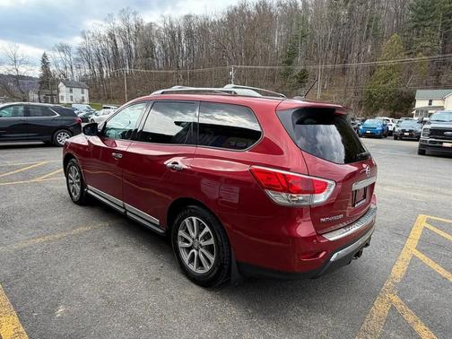 2016 Nissan Pathfinder Platinum