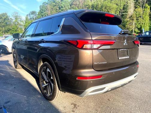 2022 Mitsubishi Outlander SEL Special Edition S-AWC