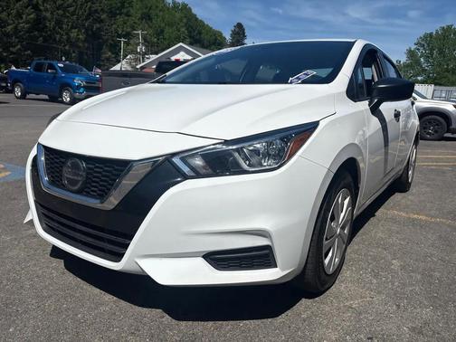 Fresh Powder 2022 Nissan Versa 1.6 S
