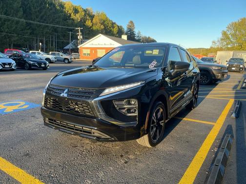 2024 Mitsubishi Eclipse Cross SE