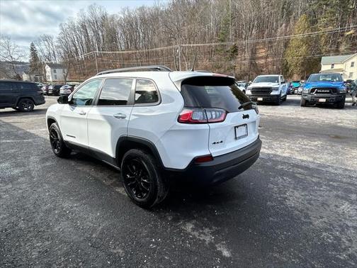 2023 Jeep Cherokee Latitude Lux