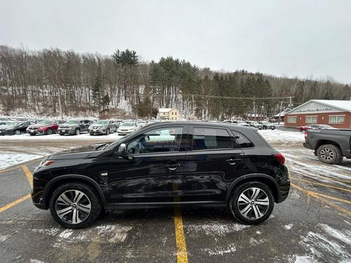 2024 Mitsubishi Outlander Sport 2.0 ES