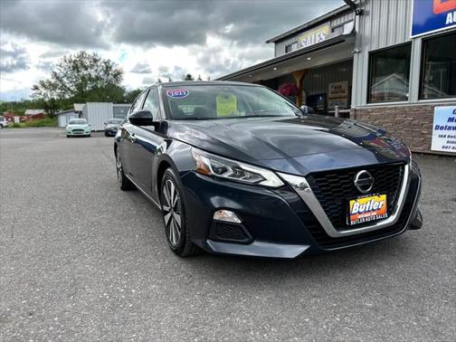 2022 Nissan Altima 2.5 SV