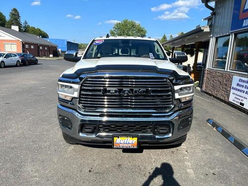 2022 RAM 2500 Laramie Mega Cab 4x4 6'4' Box