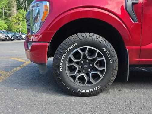 Rapid Red Metallic Tinted Clearcoat 2021 Ford F-150 XLT