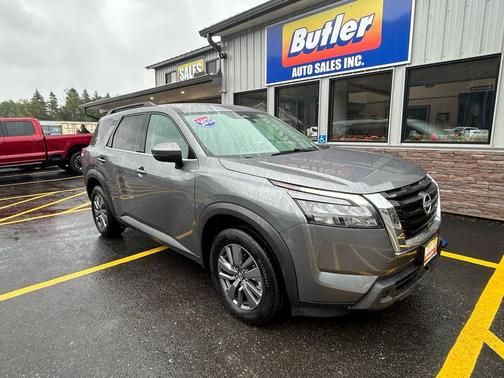 2025 Nissan Pathfinder SV 4WD