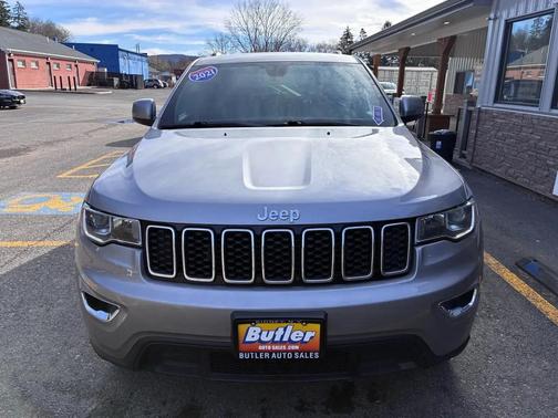 Billet Silver Metallic Clearcoat 2021 Jeep Grand Cherokee Laredo