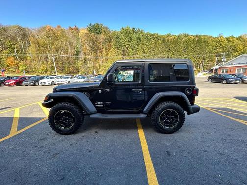 2021 Jeep Wrangler Sport