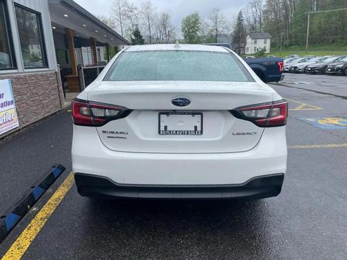 Crystal White Pearl 2024 Subaru Legacy Premium