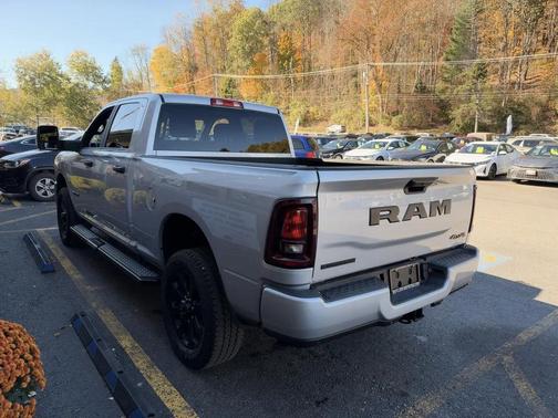 Silver Zynith 2026 RAM 2500 Big Horn Crew Cab 4x4 6'4' Box