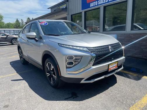 Alloy Silver Metallic 2024 Mitsubishi Eclipse Cross SE