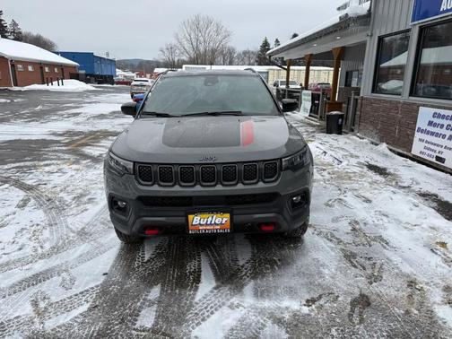 2023 Jeep Compass Trailhawk
