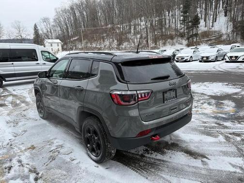 2023 Jeep Compass Trailhawk