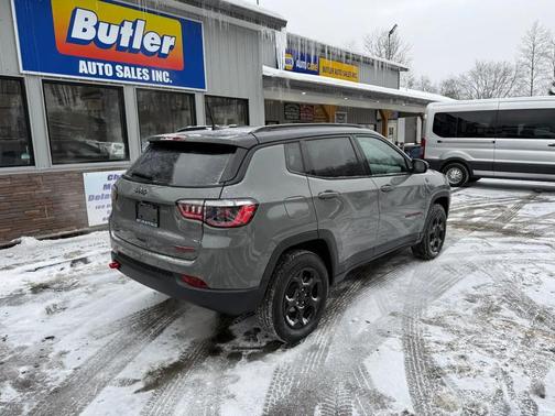 2023 Jeep Compass Trailhawk