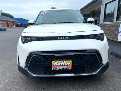 2024 Kia Soul LX