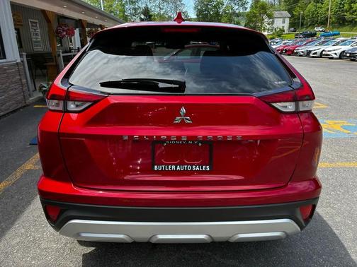 Red Diamond 2024 Mitsubishi Eclipse Cross SE