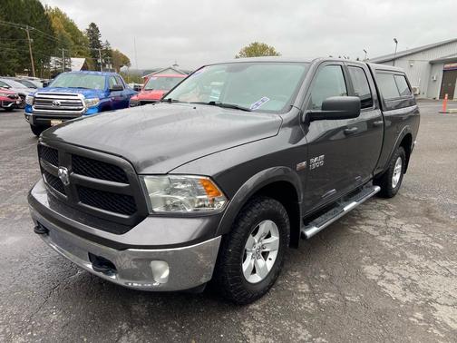 2018 RAM 1500 SLT