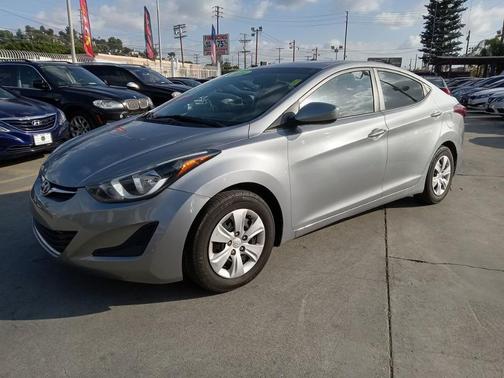 Photo 1 of 21 of 2016 Hyundai Elantra SE