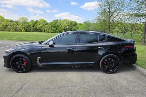 2021 Kia Stinger GT2