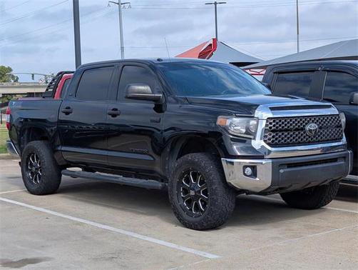 2018 Toyota Tundra SR5