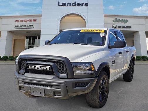 2024 RAM 1500 Classic Warlock Crew Cab 4x2 5'7' Box