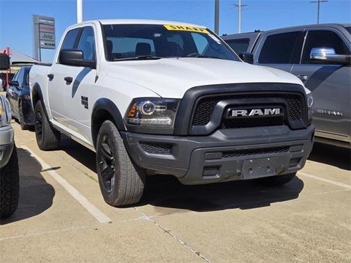 2024 RAM 1500 Classic Warlock Crew Cab 4x2 5'7' Box