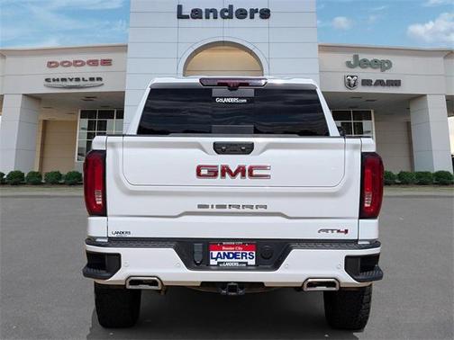 2023 GMC Sierra 1500 AT4