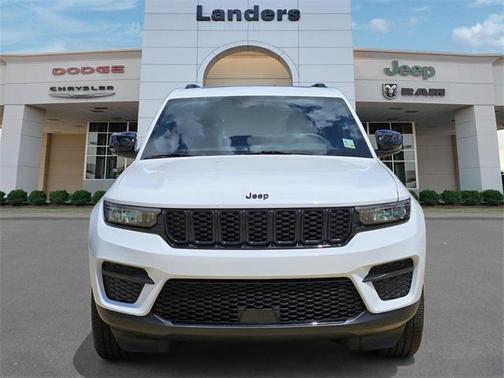 2024 Jeep Grand Cherokee Altitude