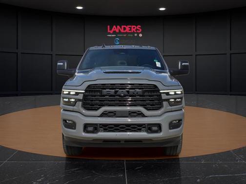 Ceramic Gray Clearcoat 2026 RAM 2500 Limited Crew Cab 4x4 6'4' Box