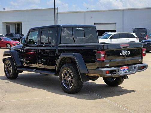 2022 Jeep Gladiator Overland