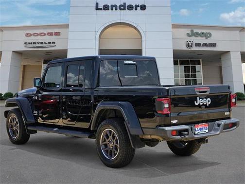 2022 Jeep Gladiator Overland