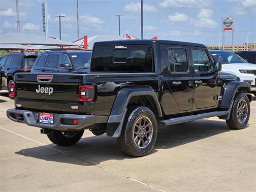 2022 Jeep Gladiator Overland