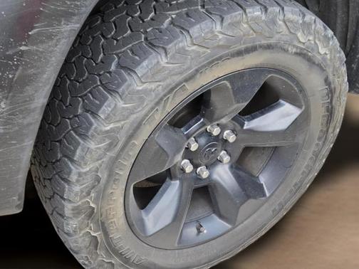 Diamond Black Crystal Pearl 2019 RAM 1500 Rebel