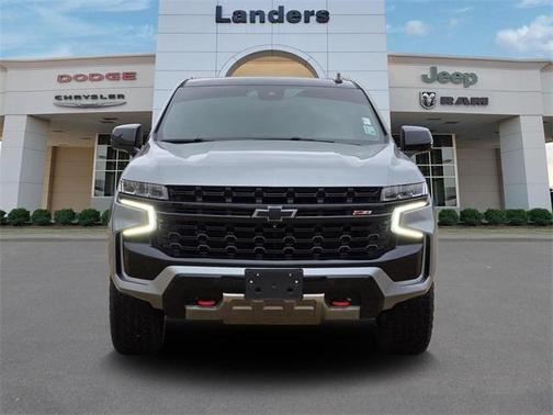 2023 Chevrolet Suburban 4WD Z71