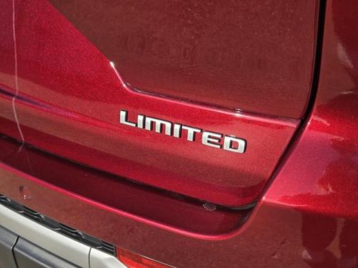 velvet red pearlcoat 2026 Jeep Grand Cherokee Limited