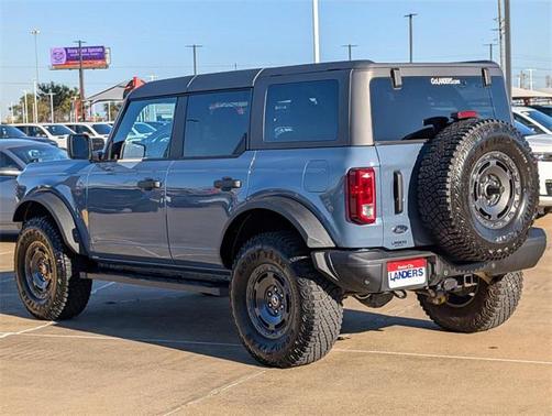 2024 Ford Bronco Black Diamond