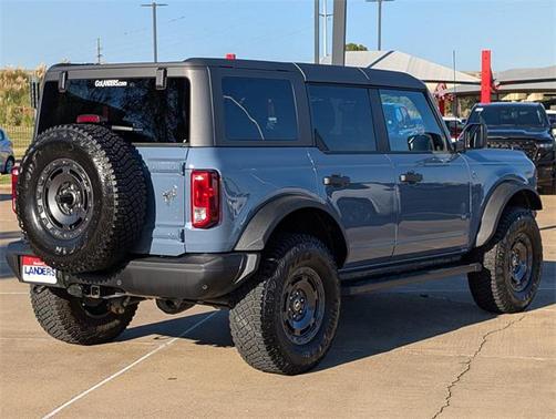 2024 Ford Bronco Black Diamond