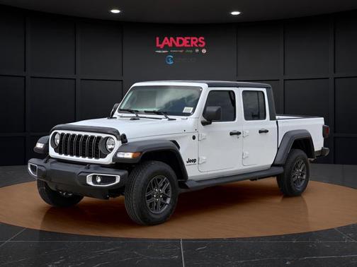 Bright White Clearcoat 2026 Jeep Gladiator Sport