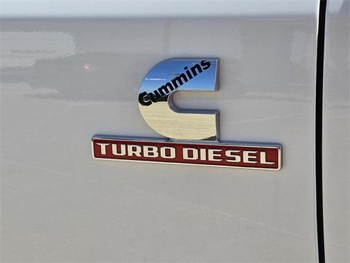 2025 RAM 2500 Tradesman Crew Cab 4x4 6'4' Box