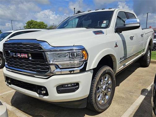 2022 RAM 2500 Limited Crew Cab 4x4 6'4' Box