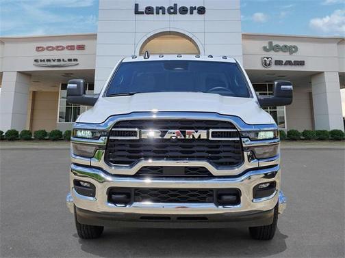 2025 RAM 3500 Tradesman Crew Cab 4x4 8' Box