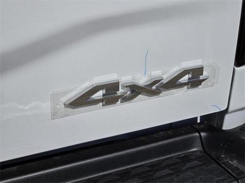 2026 RAM 2500 Tradesman Crew Cab 4x4 6'4' Box