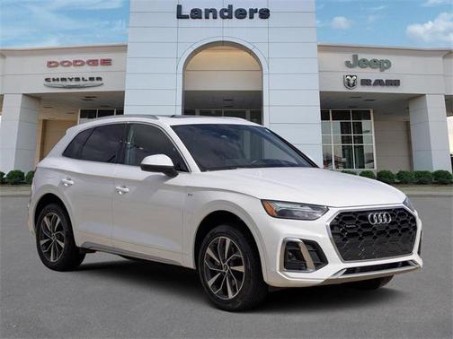 2023 Audi Q5 45 S line Premium Plus
