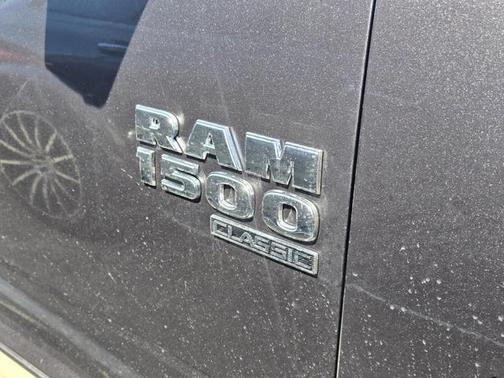 Granite Crystal Metallic Clearcoat 2023 RAM 1500 Classic SLT