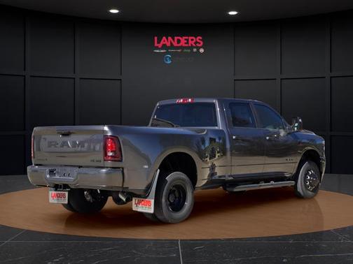 Granite Crystal Metallic Clearcoat 2026 RAM 3500 Big Horn Crew Cab 4x4 8' Box
