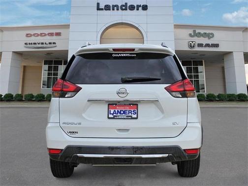 2018 Nissan Rogue SV