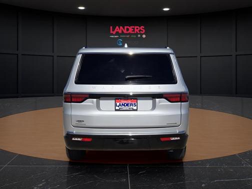 2022 Jeep Wagoneer Series III 4x4