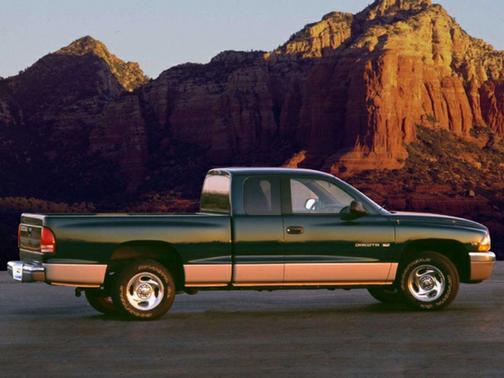 1999 Dodge Dakota Base
