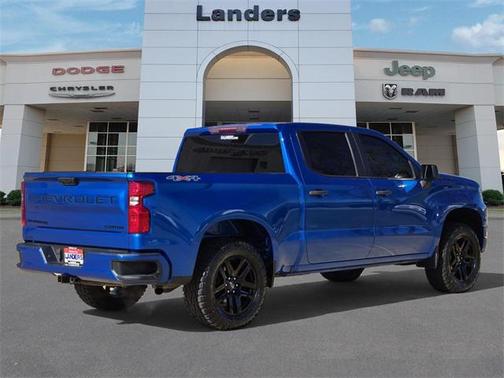 2022 Chevrolet Silverado 1500 Custom