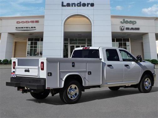 2026 RAM 2500 Tradesman Crew Cab 4x2 8' Box